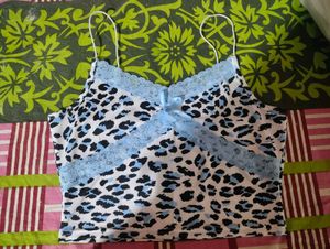🔥 Blue Leopard Lace Top 🔥Sexy Y2K vibes