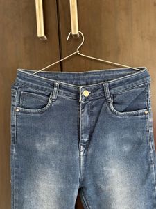HIGHRISE BLUE JEANS 👖