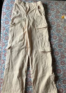 🍑 Peachy Creme Zara Cargos 🍑