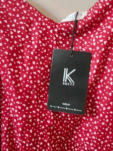 Kotty Graphic Print Sweetheart Neck Top XL