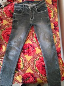 Original Tommy Hilfiger  Jeans Size 28