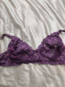 Combo 4 padded Bras.