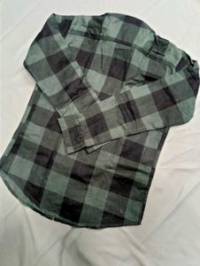 Green &amp; Black Checkered Shirt