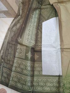 Elegant Festive brand new saree