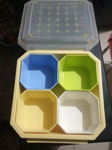 Snacks Storage And Server