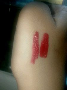 Color Essence Lipstick