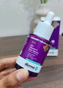 Derma Co 10% Vitamin C Face Serum
