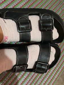 H&amp;m Black Buckle Sandals