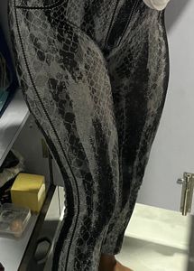 MH3 Black and White Jeggings