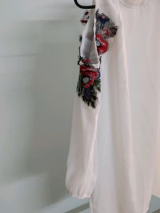 💢SALE💢 Korean Cold Shoulder Top