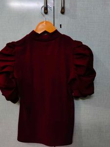 Red Pop Sleeves Top