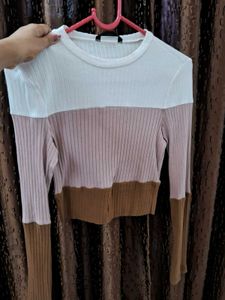 Color Block Crop Top
