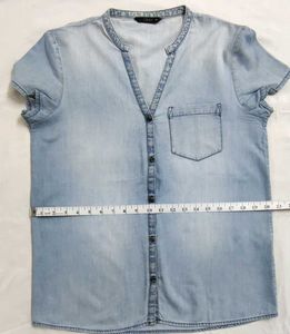 ONLY Denim V- Neck Shirt
