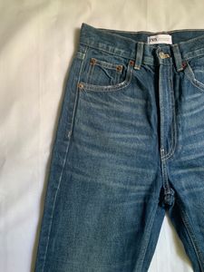 Price Drop!! ZARA vintage blue straight denim