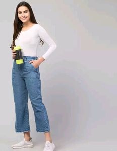 Stylish fabulous womaen jeans