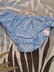 Combo Of Five  Bra  Short  Panty  Imported Fabric