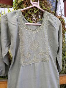 Elegant Grey Embroidered Kurta