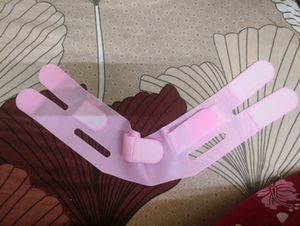 V face mask for lifting