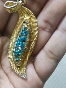 Preloved Pendant
