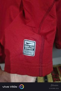 Nike Red Long Sleeves t shirt