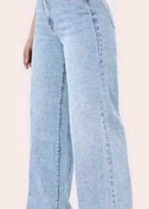 Light Blue Baggy Jeans