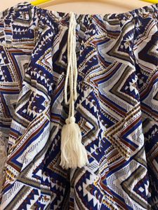 Patterned Beechy Top Bohemian Blue White