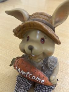 Bunny Showpiece