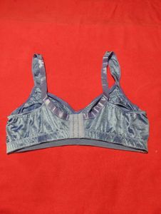 Woman Bra Size 40D