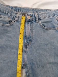 Straight Streachable Jean