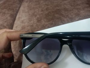 Classy Fastrack Sunglasses