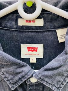 Levi’s Shirt