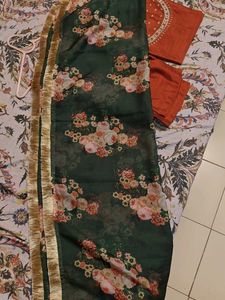 Varanga Embroidered Kurta Set