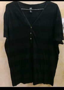 H&amp;M Check Mens Tshirt