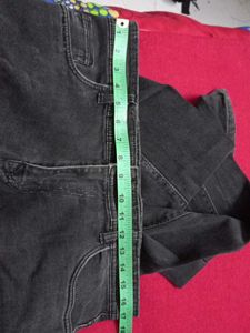 Levi&#39;s black used jeans stretchable Meterial