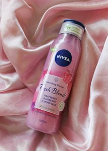 Nivea Fresh Blends Shower Gel
