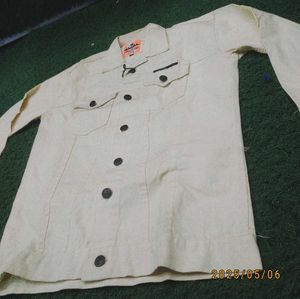 Vintage Style Button-Down Jacket
