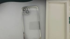 iPhone 14 Plus/ 15 Plus Case
