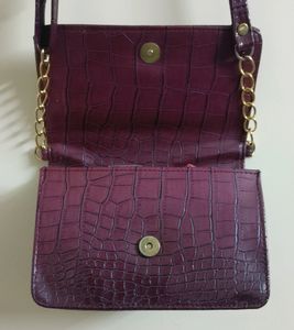 Slingbag Crocodile PU Maroon Pattern