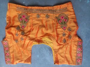 Embroidered Partywear Saree 🥻