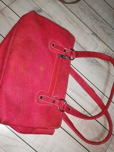 Red Plountit Shoulder Bag
