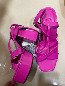 Zara Heel Size 35