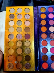 UCANBE  Eyeshadow Palette