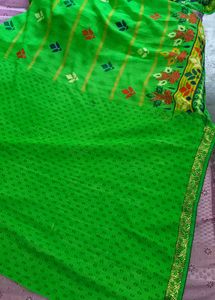 S10 Green Floral Print Saree With Atteched Blouse