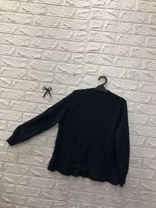 Navy Blue Pullover Sweater🌷