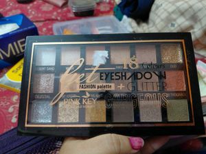 Eye Shadow Palette