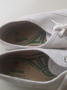 BATA Badminton/Tennis Sports Grip SHOES