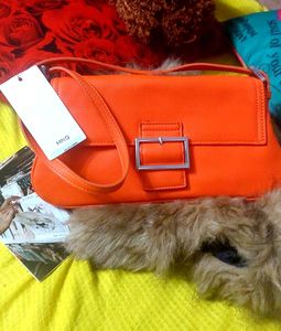 Retro Orange Buckle Shoulder Bag