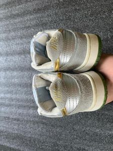 NIKE SB DUNK LOW SEAN CLIVER ORIGINAL SHOE