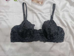 🇳🇿💫💗Elegant Black Lace Bra