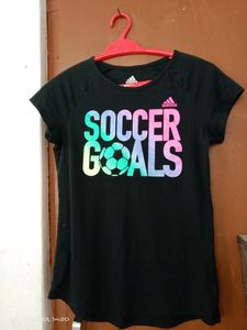 Adidas T Shirt